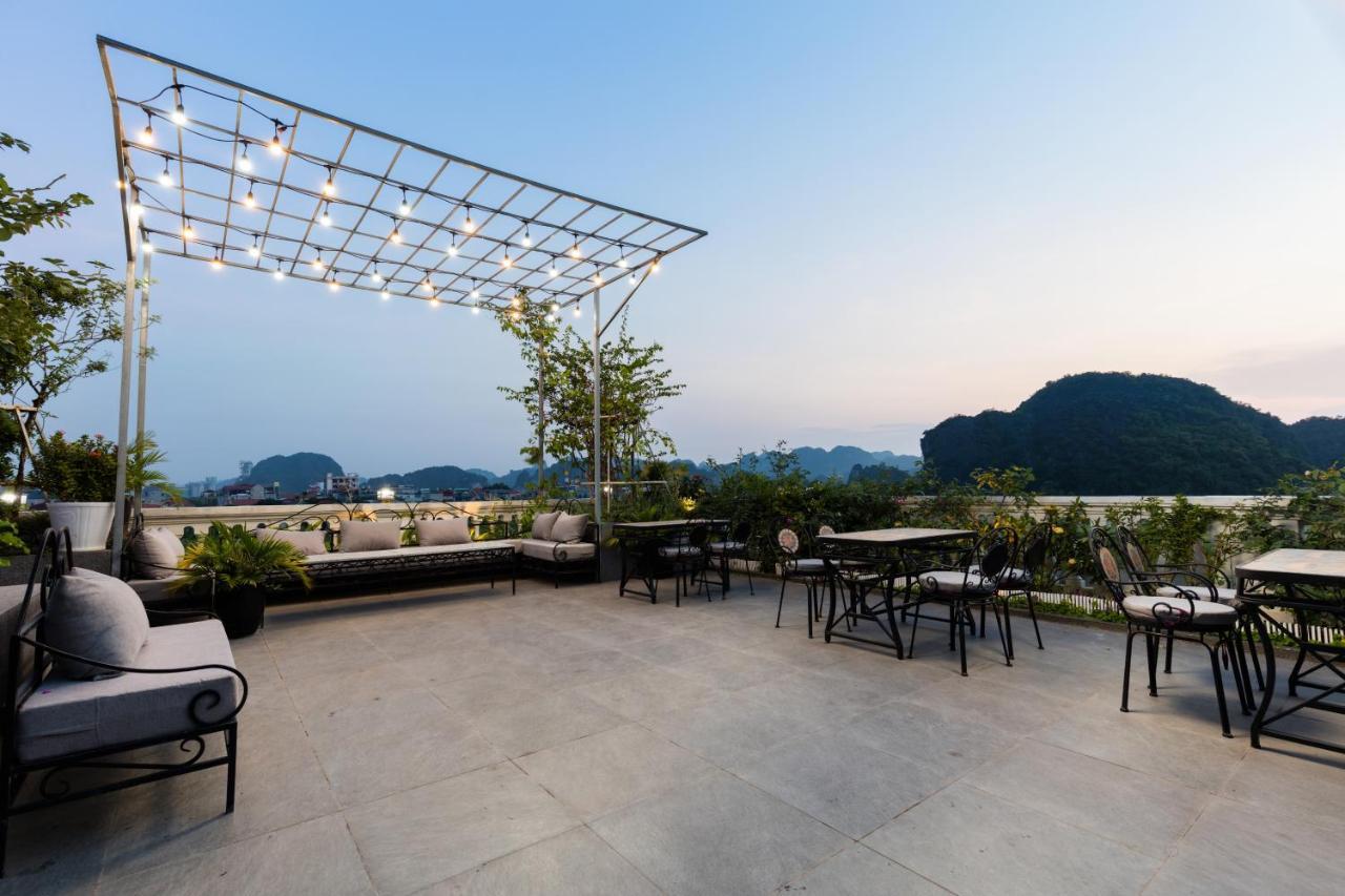 Liberty Hall Tam Coc Hotel & Villa Ніньбінь Екстер'єр фото