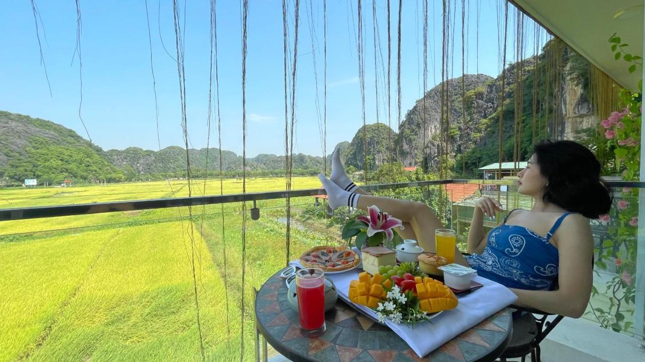 Liberty Hall Tam Coc Hotel & Villa Ніньбінь Екстер'єр фото